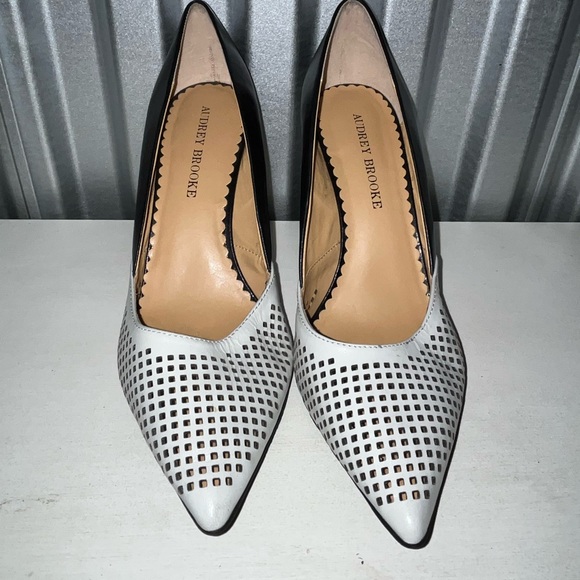 Audrey Brooke shoes - Picture 3 of 5